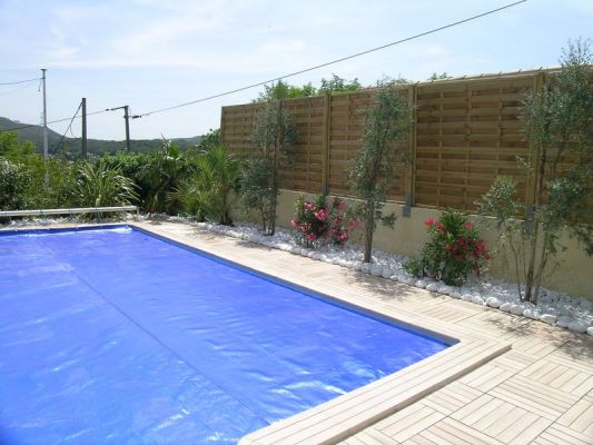 protection visuel d'une piscine en bois sur Velaux